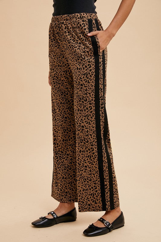 Veya Leopard Print Pants