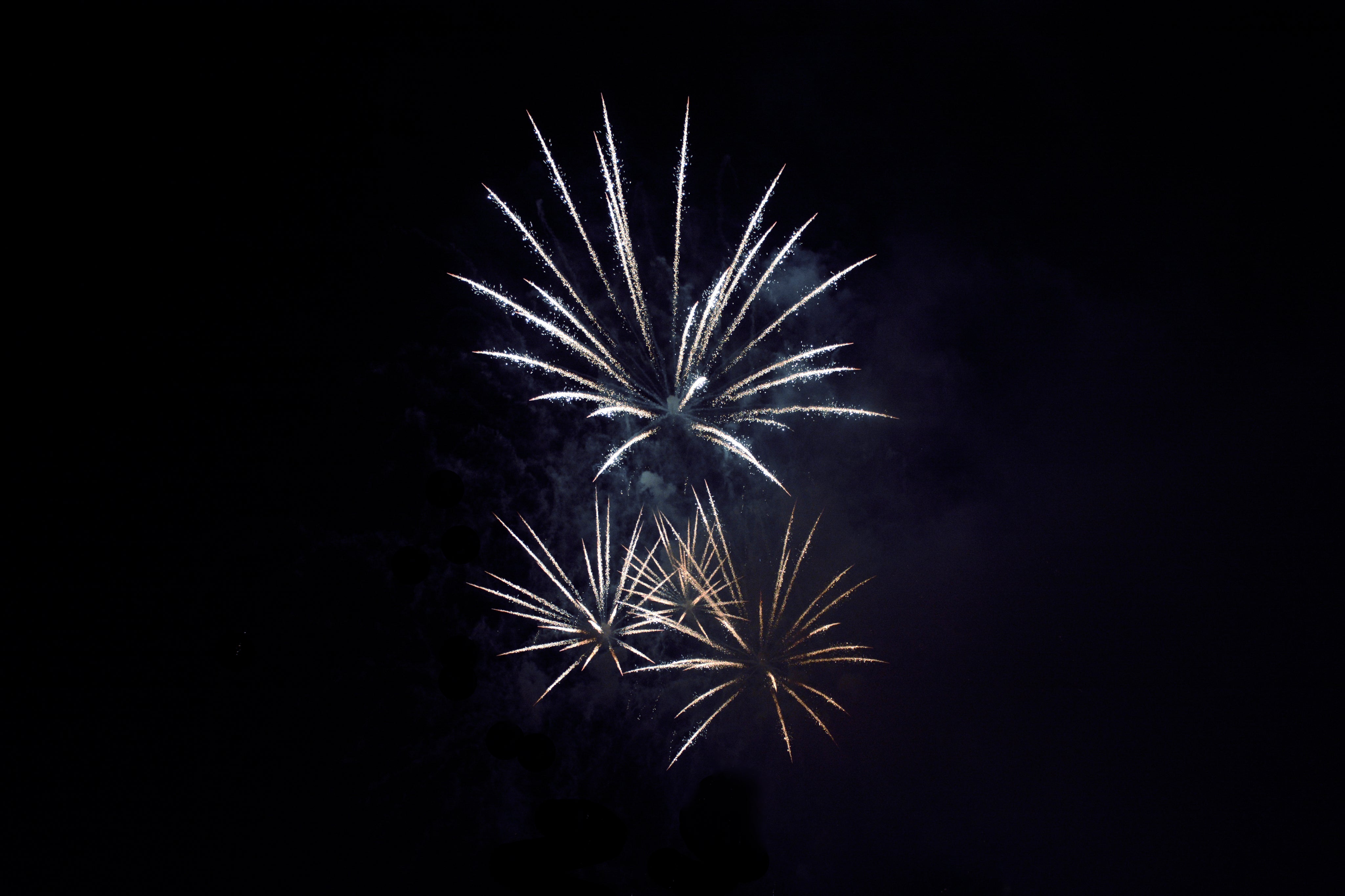 burst-of-fireworks-at-night.jpg