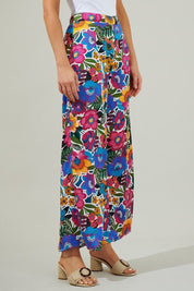 Elena Wide Leg PantKeep your look breezy and cute on your next vacation with the Santa Elena Floral Wide Leg Pants! An elastic waistband hugs the waist while sitting high. The pant legs open up to create the perfect wide leg fit. Style them with different