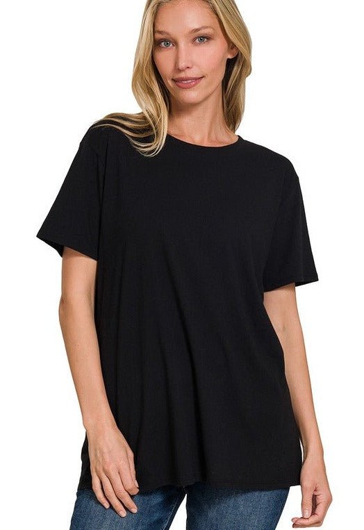 Harper Boyfriend TeeLooking for that perfectly oversized fit t-shirt? Introducing, the Harper Boyfriend Tee. With a round neckline, short sleeves, and a comfy oversized fit, this 100% Cotton t-shirt is perfect for every day. A go-to for any casual, laid b