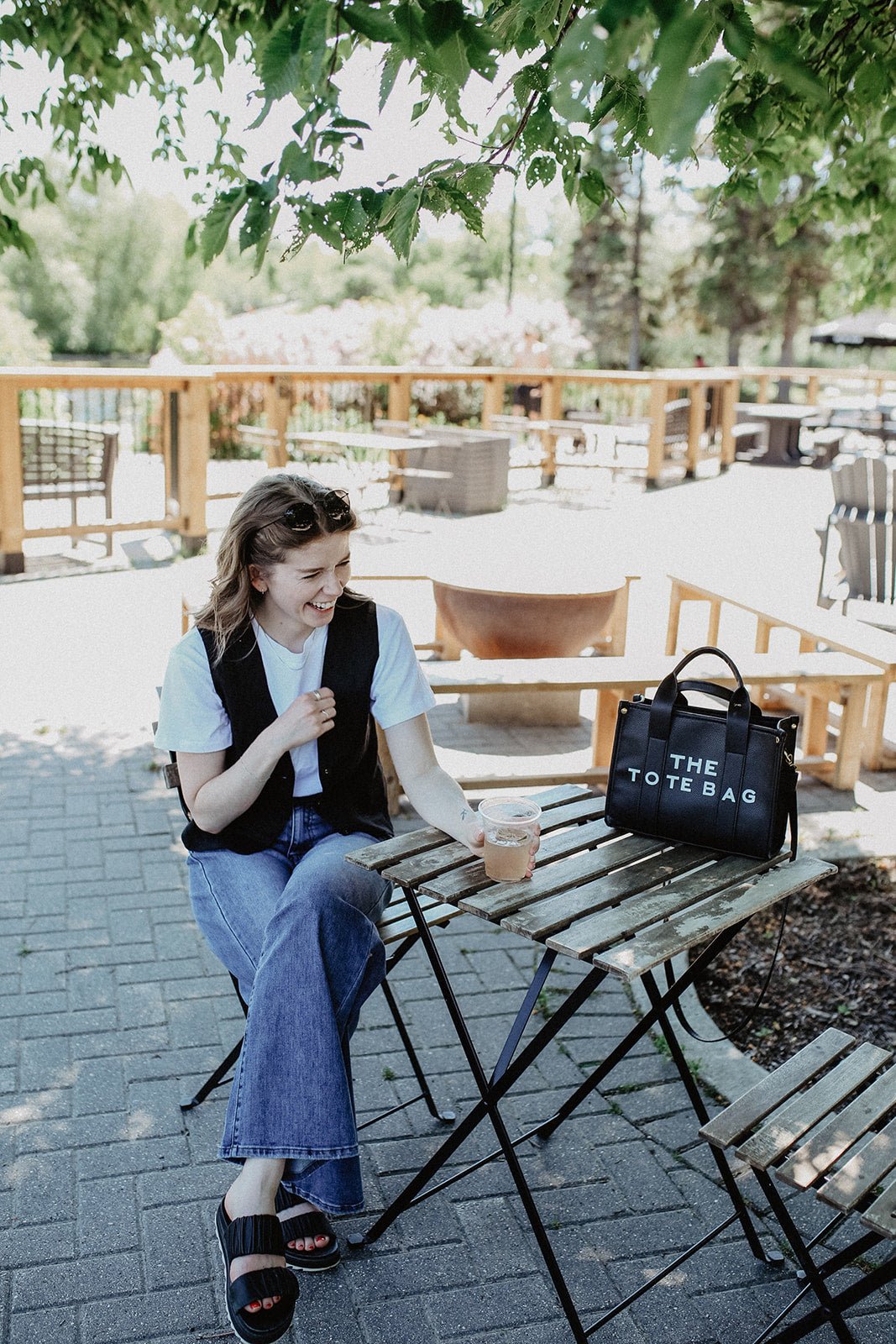 The Tote Bag with Shoulder StrapOnce the item sells out we will be selling a PRE-ORDER - available within 2 weeks Elevate your everyday style with "The Tote Bag with Shoulder Strap," designed to seamlessly blend practicality and chic aesthetics. This slee