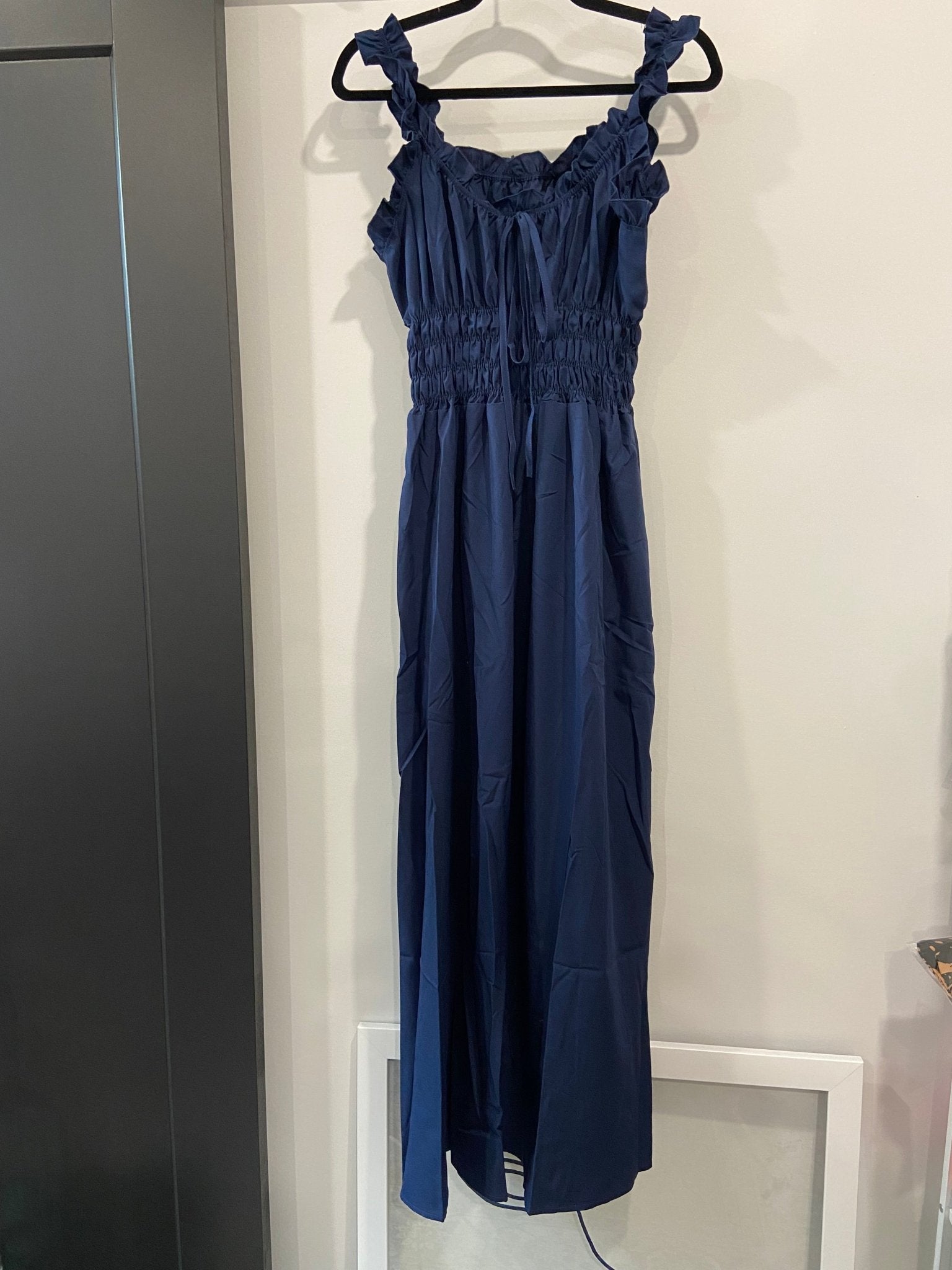 Vacation DressIndulge in luxury with the High End French Vacation Dress, a sophisticated choice for your next getaway. Crafted from 100% polyester, this dress embodies elegance and comfort, perfect for exploring picturesque locales or enjoying a sunset di