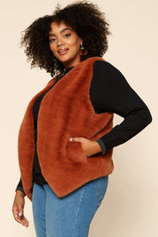 Chestnut Vest - FINAL SALEDESCRIPTION: Curve Selection Faux Fur Vest with Pocket Made In: Imported Content: Washing Instructions: Machine Wash Cold / Hang to Dry Fit: TTSChestnut Vest - FINAL SALE}Style BarSkies Are BlueStyle Bar