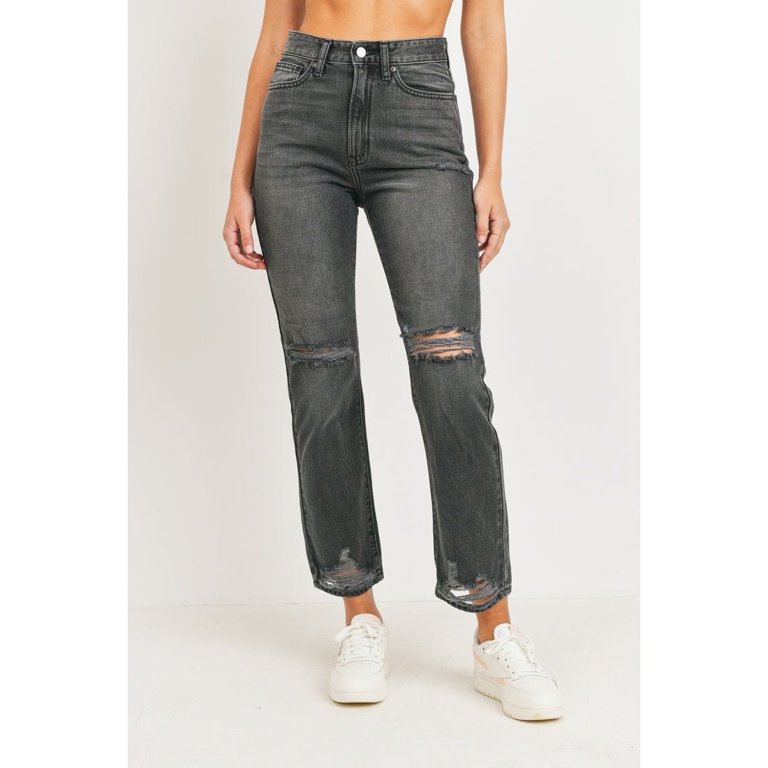 Loose Straight Jean with Distressing - Size 26 - FINAL SALEDESCRIPTION: Washed Black Loose Straight W/ Distress 11.5'' RISE, 28'' INSEAM Made In: Imported Content: 100% Cotton Washing Instructions: Machine Wash / Hang To Dry MODEL IS 5' 9'' WEARING SIZE 2