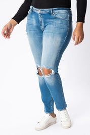 Montana Curve Jean - FINAL SALEDESCRIPTION: High Rise 10.5" rise 30" inseam Made In: Imported Content: 95% Cotton / 4% Polyester / 1% Spandex Washing Instructions: Machine Wash / Hang To DryMontana Curve Jean - FINAL SALE}Style BarKanCanStyle Bar